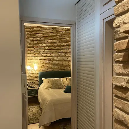 Brick House * Athens